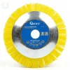 Univerzális térkőtisztítő és mohátlanító kefe fűkaszához 200x25,4 mm