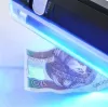 Elemes kézi bankjegyvizsgáló (UV és zseblámpa)