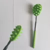 61 cm-es teleszkópos kaktusz hátvakaró ergonomikus fogantyúval Fekete